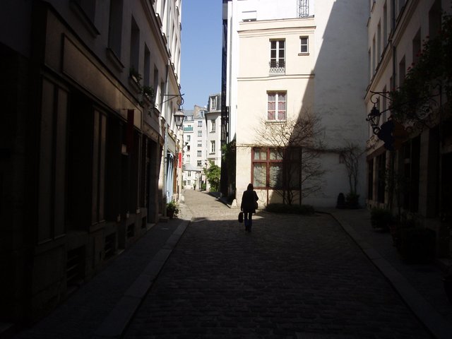 Cour Damoye vers la rue Daval (2)