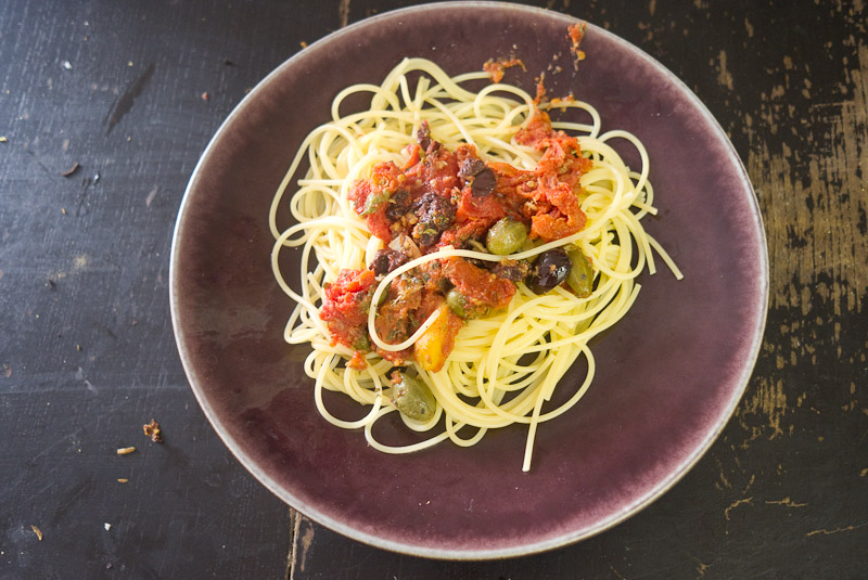 Spaghetti alla putanesca