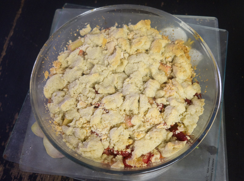 Crumble fraise-rhubarbe